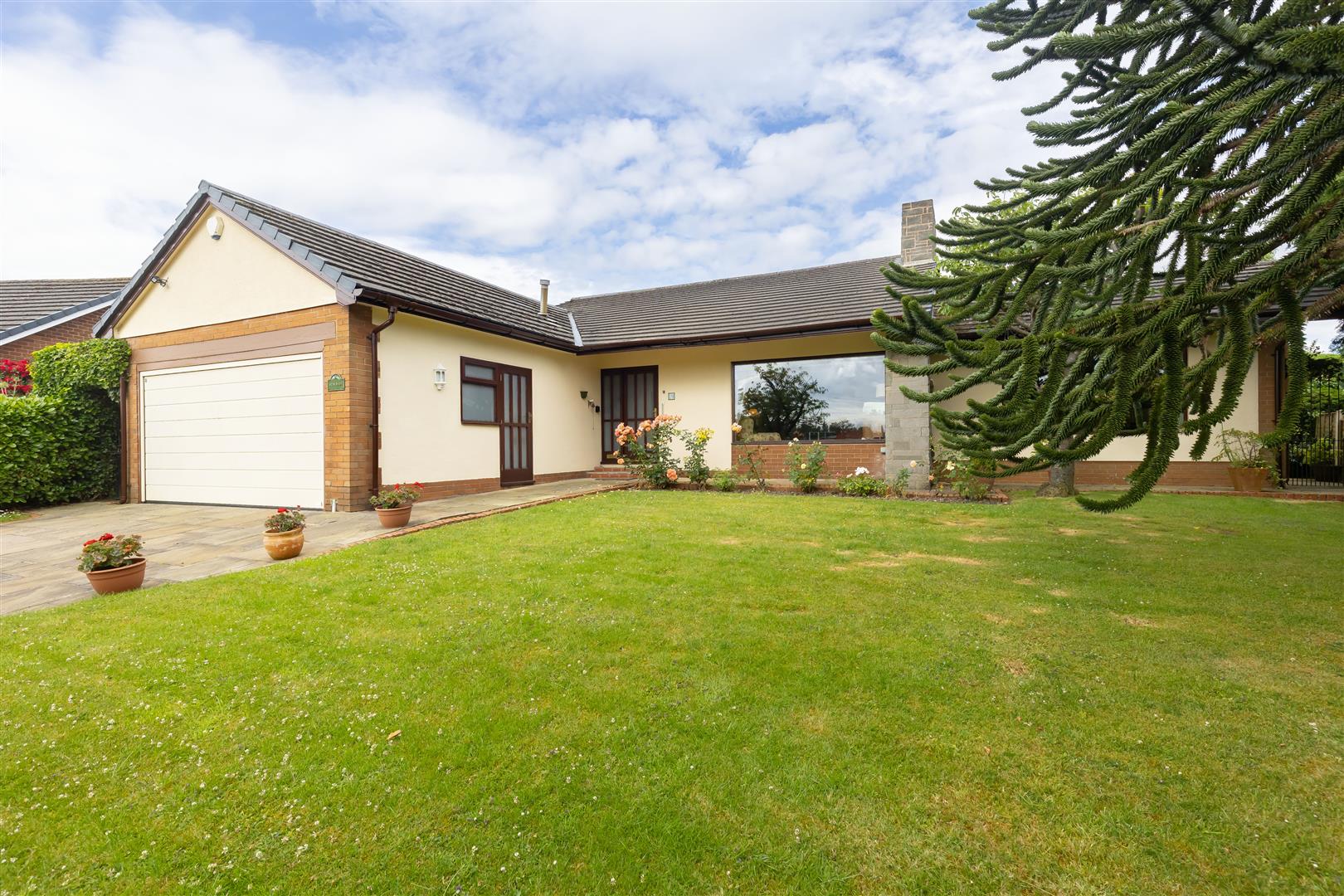 2 bed property in Washington Lane, Chorley